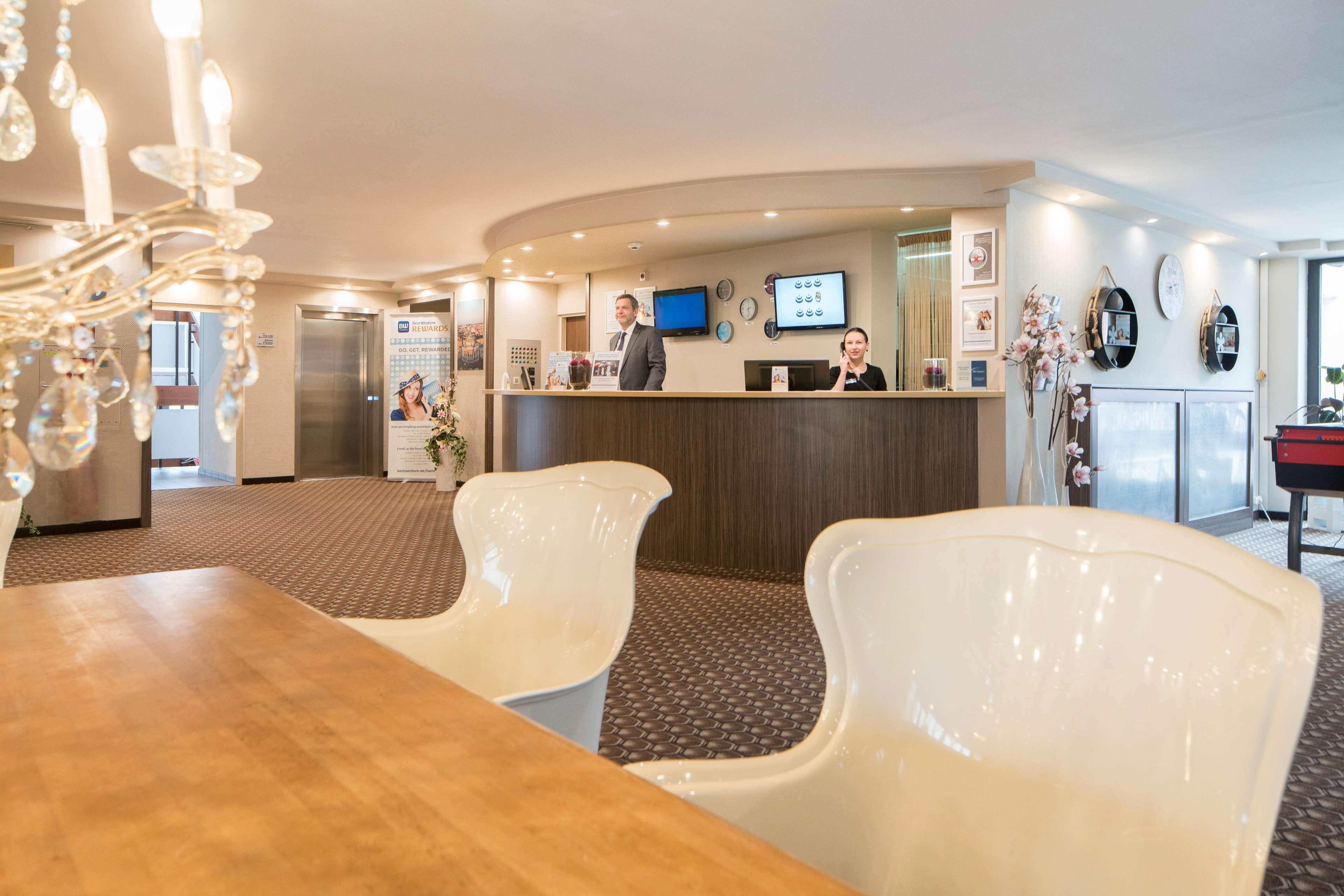 Best Western Smart Hotel Vösendorf Exteriör bild